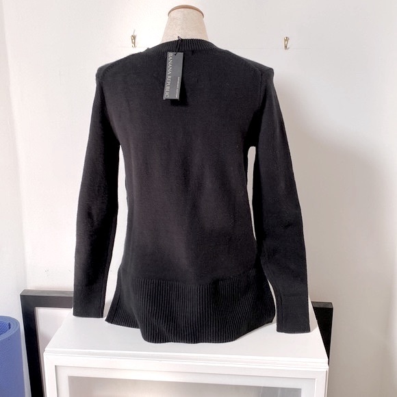 NWT!! Banana Republic Black Cotton Sweater - Picture 3 of 6